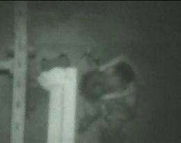 Pienet rinnat creampie